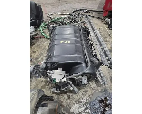 FREIGHTLINER Cascadia DPF (Diesel Particulate Filter)