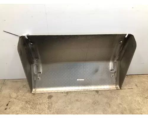 FREIGHTLINER Cascadia DPF Cover