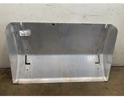 FREIGHTLINER Cascadia DPF Cover