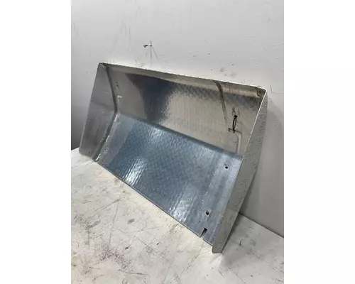 FREIGHTLINER Cascadia DPF Cover