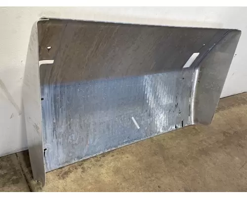 FREIGHTLINER Cascadia DPF Cover