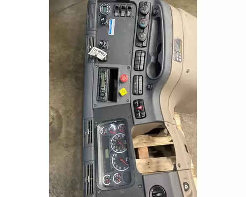 FREIGHTLINER Cascadia Dash & Parts