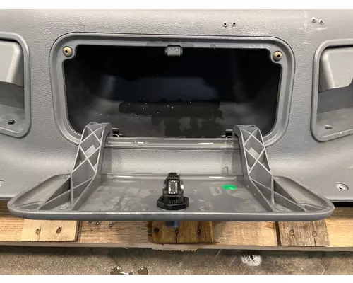 FREIGHTLINER Cascadia Dash & Parts