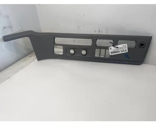 FREIGHTLINER Cascadia Dash & Parts