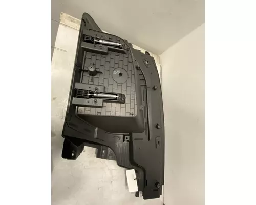 FREIGHTLINER Cascadia Dash & Parts