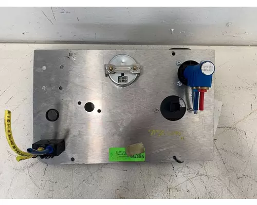 FREIGHTLINER Cascadia Dash  Console Switch