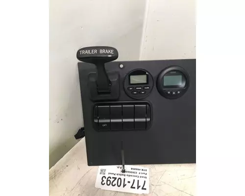 FREIGHTLINER Cascadia Dash  Console Switch