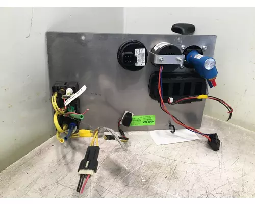 FREIGHTLINER Cascadia Dash  Console Switch