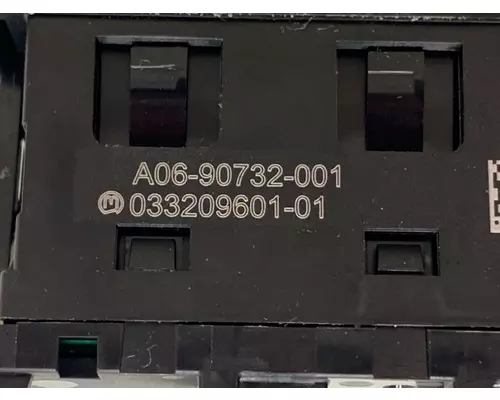 FREIGHTLINER Cascadia Dash  Console Switch