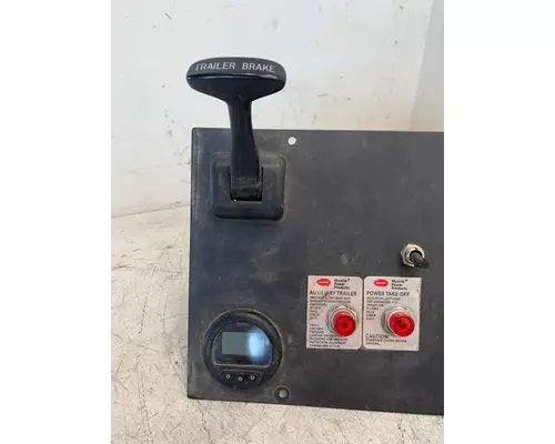FREIGHTLINER Cascadia Dash  Console Switch