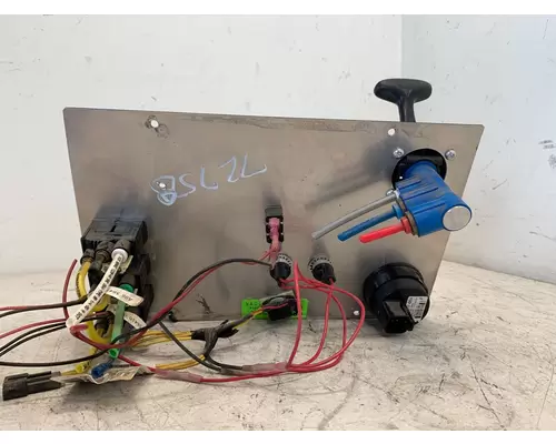 FREIGHTLINER Cascadia Dash  Console Switch