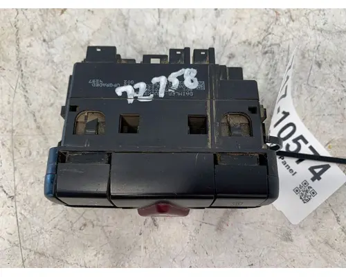 FREIGHTLINER Cascadia Dash  Console Switch