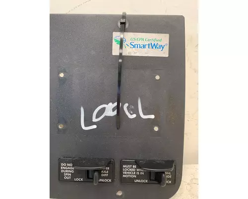 FREIGHTLINER Cascadia Dash  Console Switch