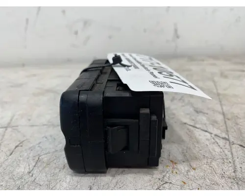 FREIGHTLINER Cascadia Dash  Console Switch