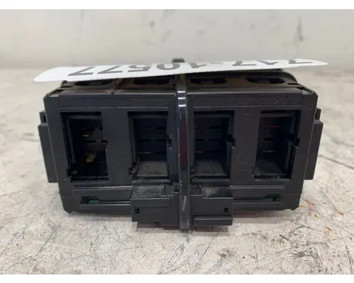 FREIGHTLINER Cascadia Dash  Console Switch