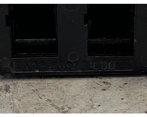 FREIGHTLINER Cascadia Dash  Console Switch