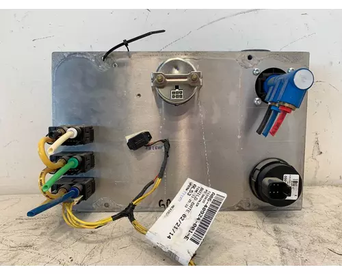 FREIGHTLINER Cascadia Dash  Console Switch