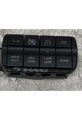 FREIGHTLINER Cascadia Dash / Console Switch