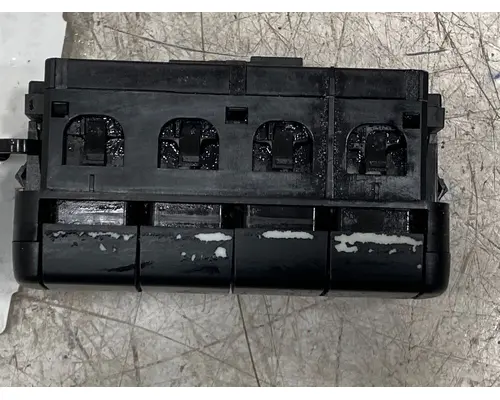 FREIGHTLINER Cascadia Dash  Console Switch