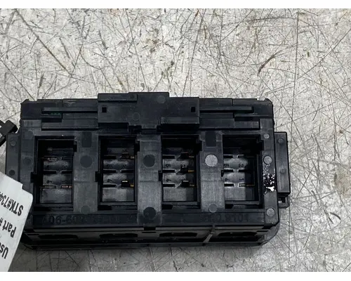 FREIGHTLINER Cascadia Dash  Console Switch