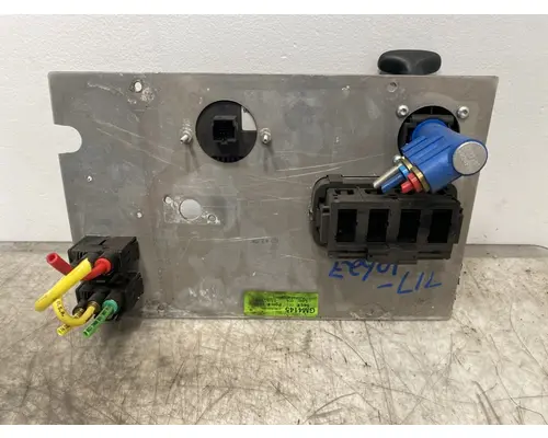 FREIGHTLINER Cascadia Dash  Console Switch