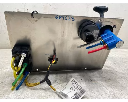 FREIGHTLINER Cascadia Dash  Console Switch