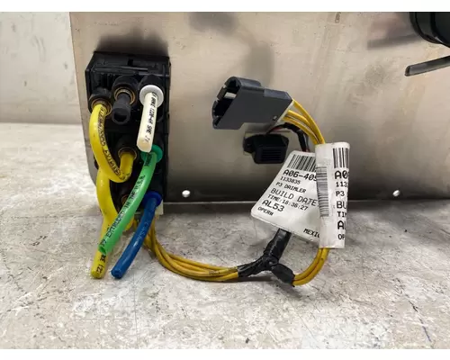 FREIGHTLINER Cascadia Dash  Console Switch
