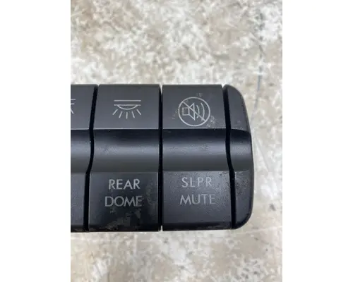 FREIGHTLINER Cascadia Dash  Console Switch