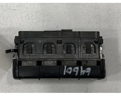 FREIGHTLINER Cascadia Dash  Console Switch