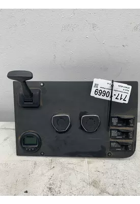 FREIGHTLINER Cascadia Dash / Console Switch