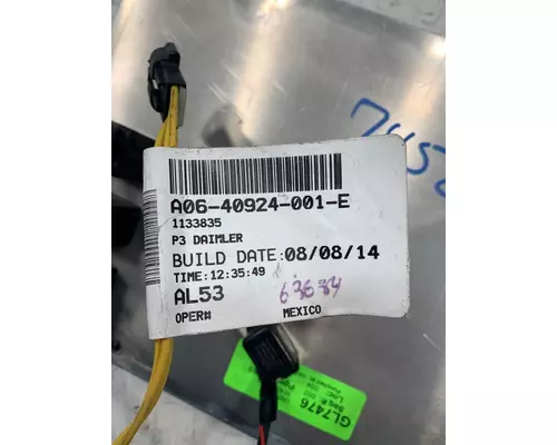 FREIGHTLINER Cascadia Dash  Console Switch