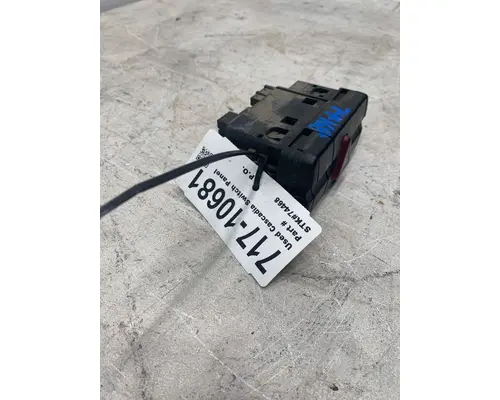 FREIGHTLINER Cascadia Dash  Console Switch