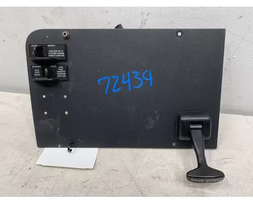 FREIGHTLINER Cascadia Dash  Console Switch