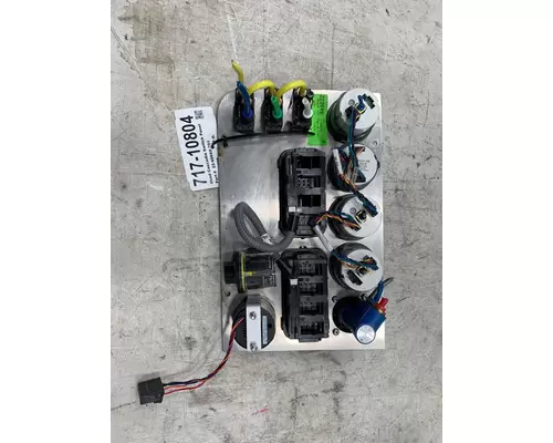 FREIGHTLINER Cascadia Dash  Console Switch