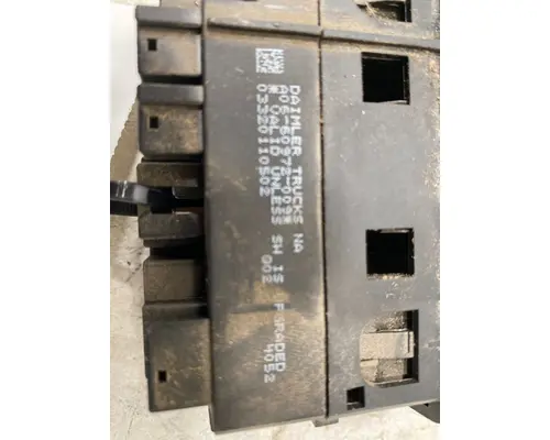 FREIGHTLINER Cascadia Dash  Console Switch