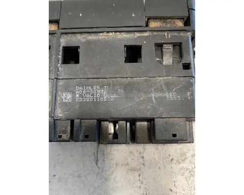 FREIGHTLINER Cascadia Dash  Console Switch