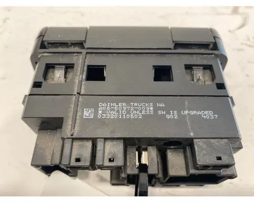 FREIGHTLINER Cascadia Dash  Console Switch