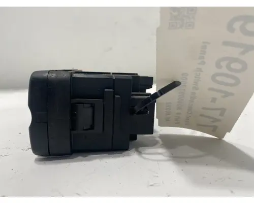 FREIGHTLINER Cascadia Dash  Console Switch