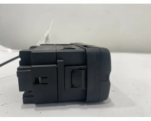 FREIGHTLINER Cascadia Dash  Console Switch