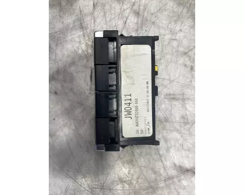 FREIGHTLINER Cascadia Dash  Console Switch