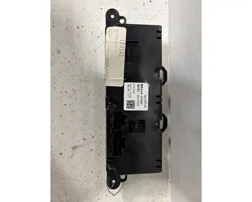 FREIGHTLINER Cascadia Dash  Console Switch