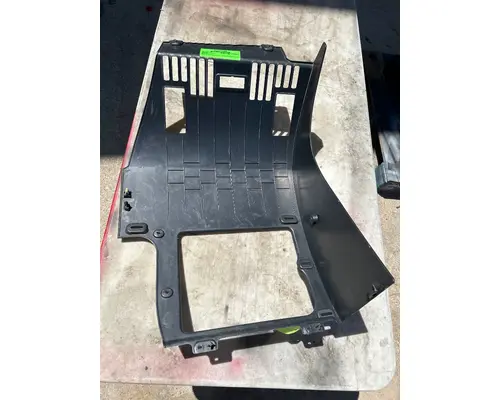 FREIGHTLINER Cascadia Dash  Console Switch
