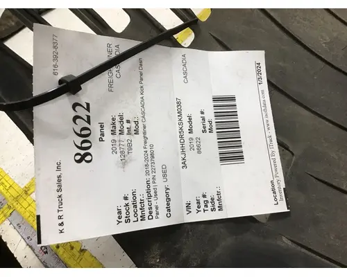 FREIGHTLINER Cascadia Dash  Console Switch