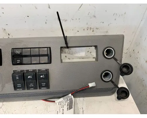 FREIGHTLINER Cascadia Dash Assembly