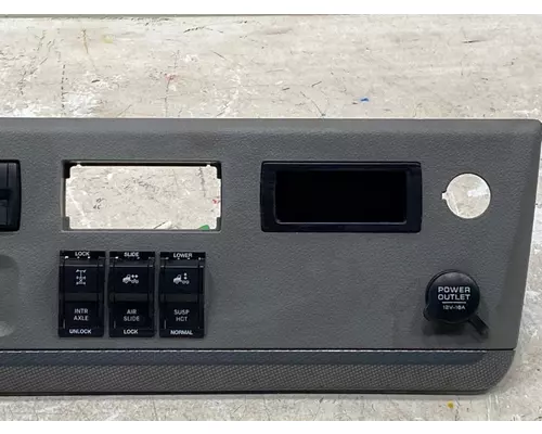 FREIGHTLINER Cascadia Dash Assembly