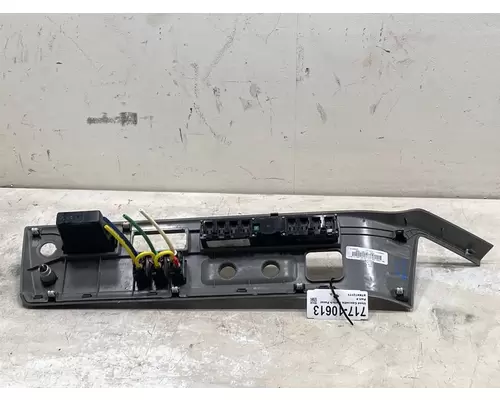 FREIGHTLINER Cascadia Dash Assembly