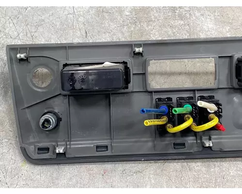 FREIGHTLINER Cascadia Dash Assembly