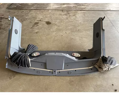 FREIGHTLINER Cascadia Dash Assembly