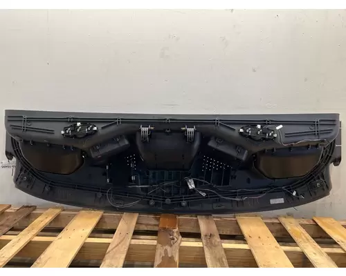 FREIGHTLINER Cascadia Dash Assembly