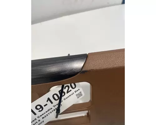 FREIGHTLINER Cascadia Dash Assembly